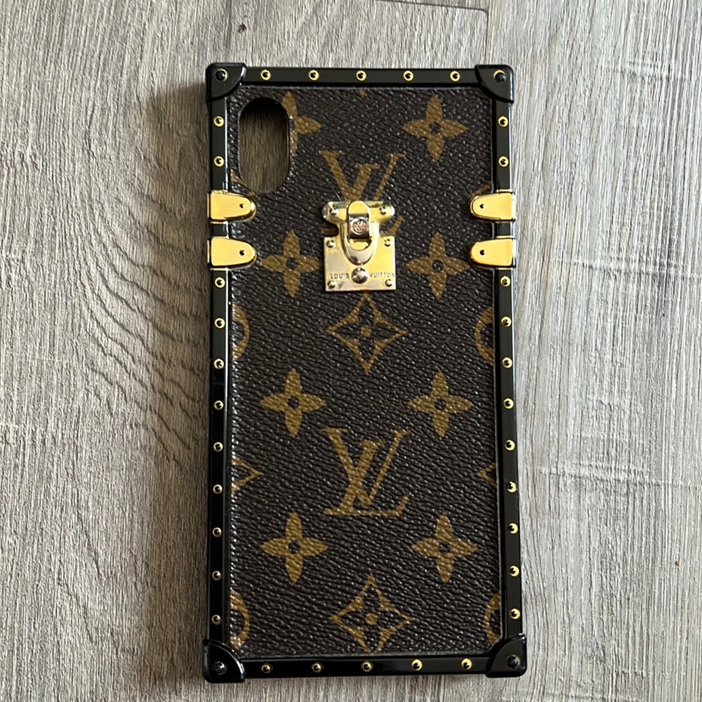XS Max Case